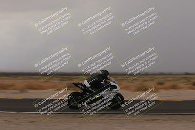 media/Sep-10-2022-SoCal Trackdays (Sat) [[a5bf35bb4a]]/Turn 2 (1pm)/